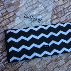 Thirty-One Flat Iron Fold Over Bag Black Chevron